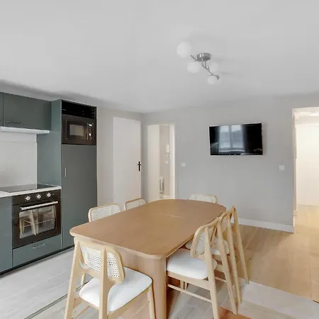 Elegant 3-bedroom Near Bastille アパート パリ