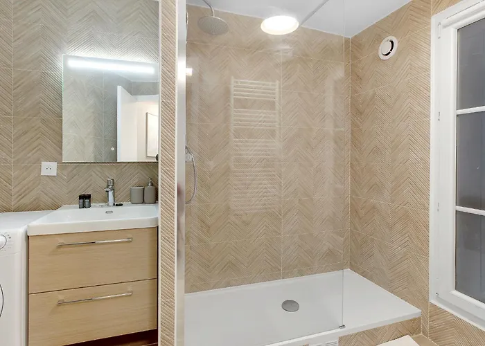 Apartment Elegant 3-bedroom Near Bastille *